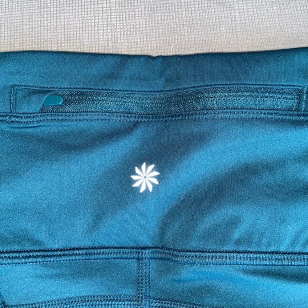 NWT🔥Athleta Crop 3X! Super Soft And Comfy! - Picture 5 of 8